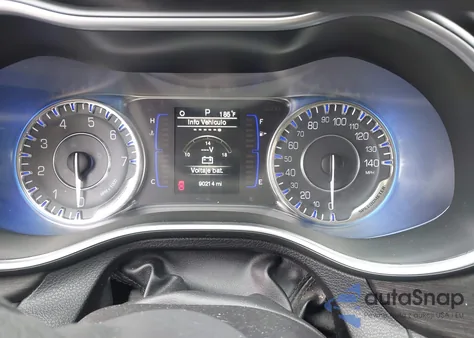 2015 Chrysler 200 Limited из США, поврежденный, VIN 1C3CCCAB5FN738818